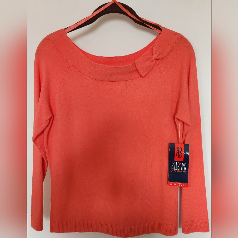Bill Blass Vibrant Coral Knit Top with Bow Accent